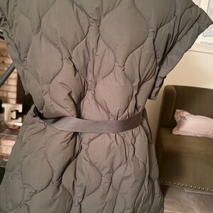 SHEIN Quilted Vest with Belt - Olive Green